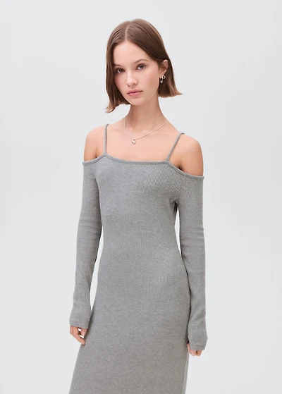 Knitted dress with cut-out