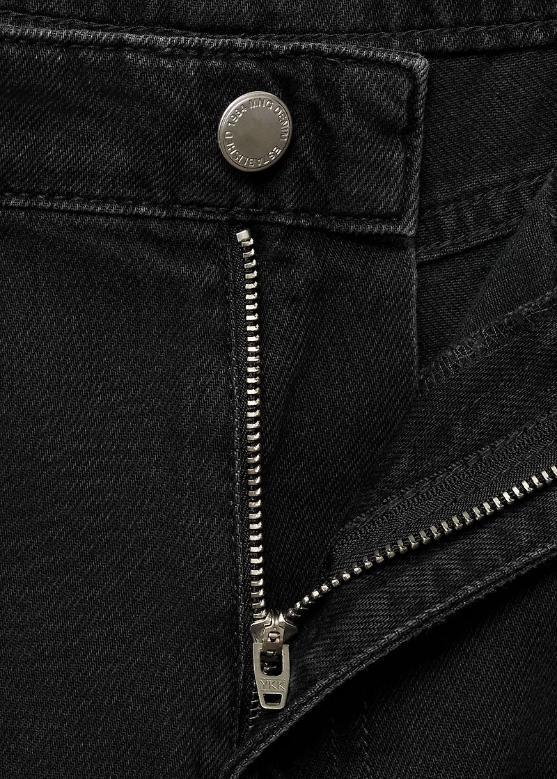 Wide-leg pleated jeans