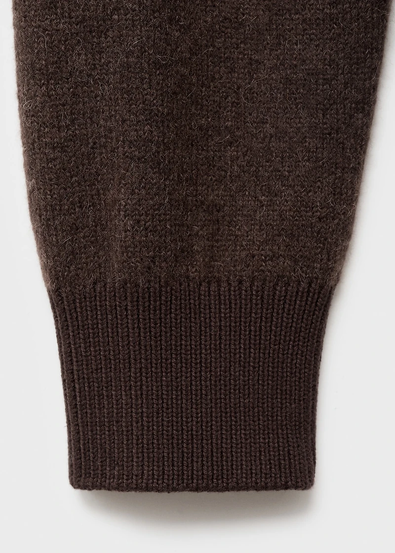 Knitted cardigan with contrasting detail