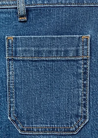 Wide-leg jeans with pockets