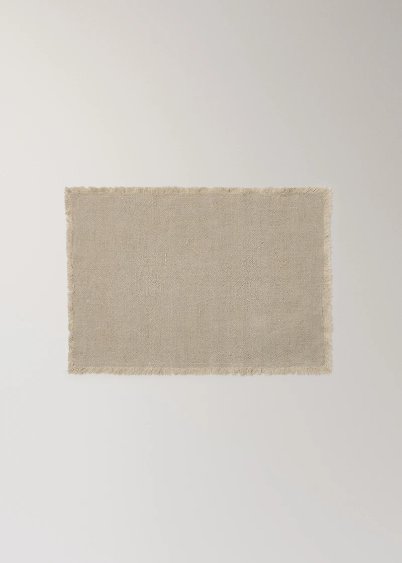 Linen placemat with tassels
