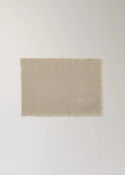 Linen placemat with tassels