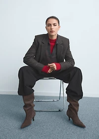 Wide leg mid-rise jeans