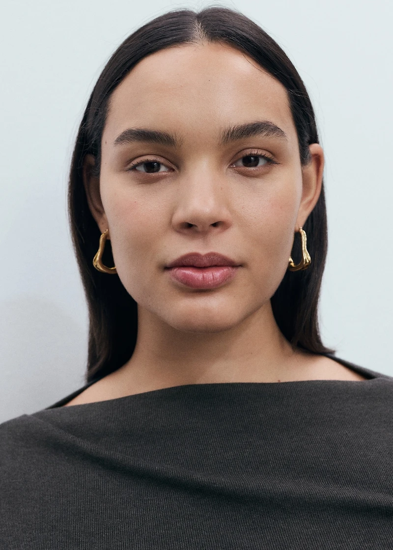 Long-sleeved boat-neck t-shirt