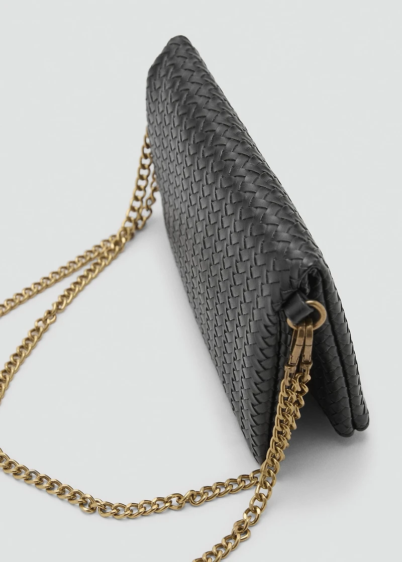 Textured envelope bag