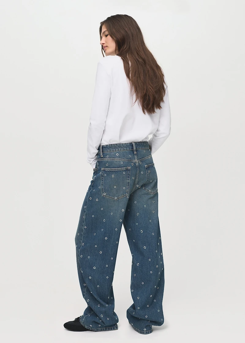 Barrel jeans with eyelets