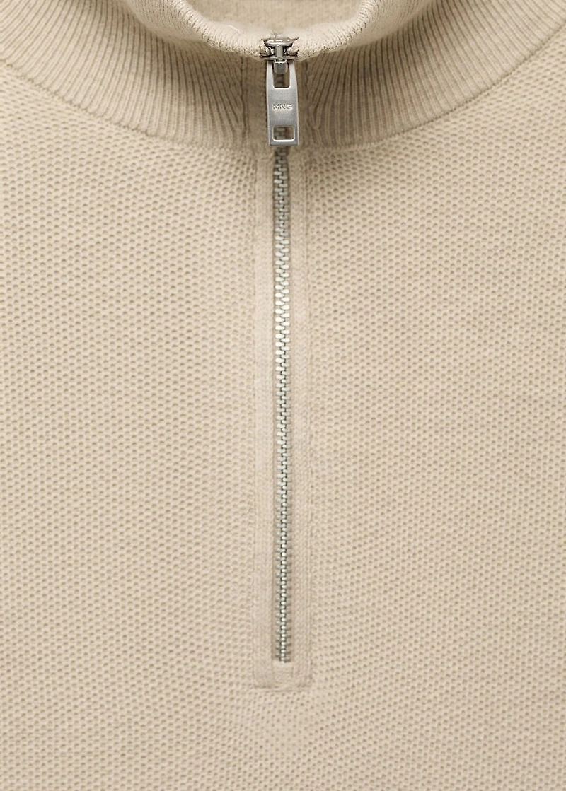 Microstructure sweater with zipper collar