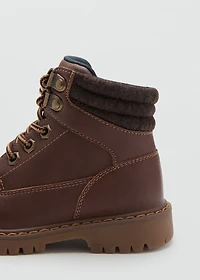 Lace-up mountain boots