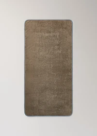 Children's bath towel with contrasting trim