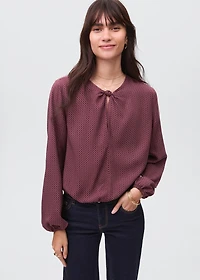 Puff-sleeved blouse with knot