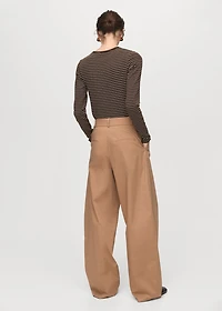 Long-sleeved striped t-shirt