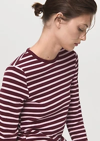 Long-sleeved striped t-shirt