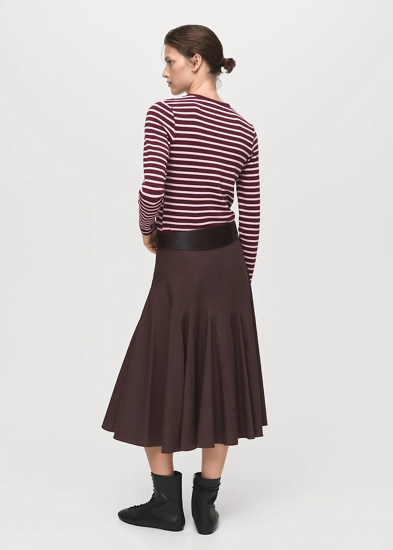 Long-sleeved striped t-shirt