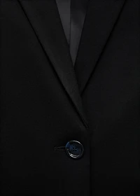 Fitted suit blazer