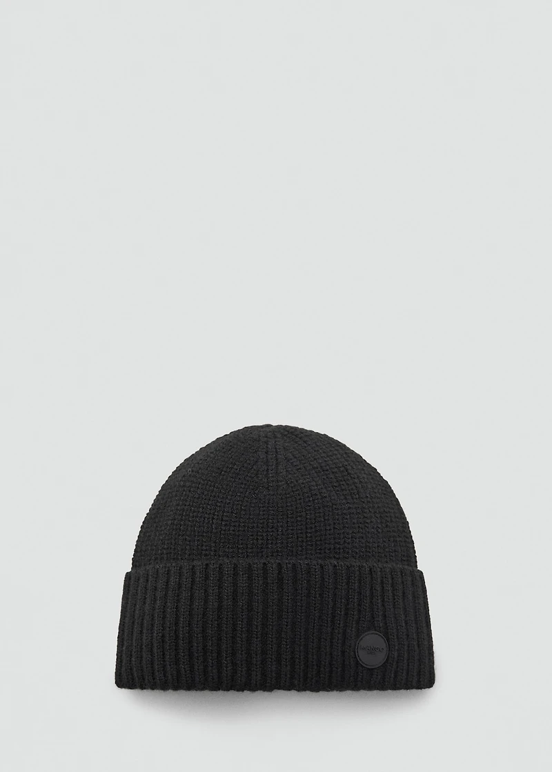 Knitted hat with turn-up