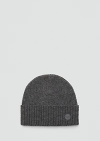 Knitted hat with turn-up