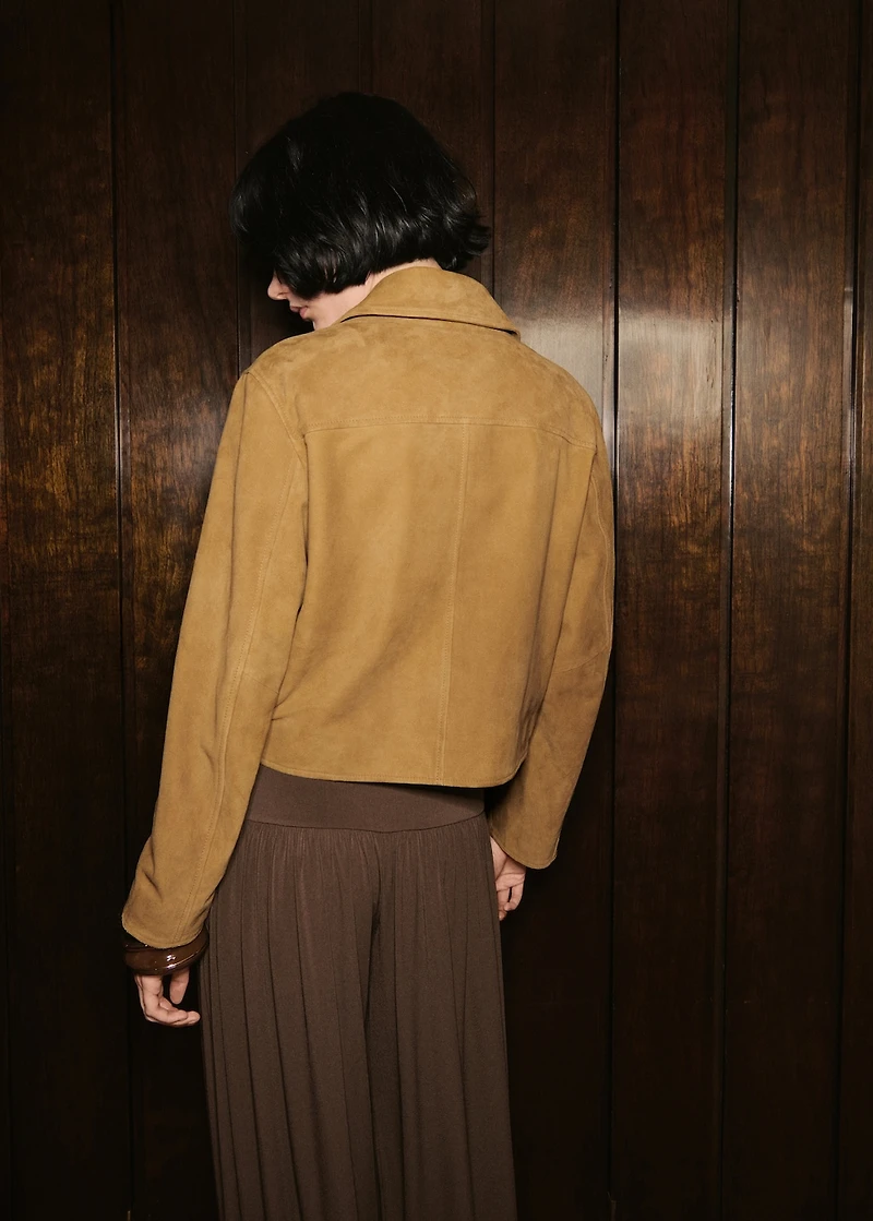 Suede jacket with buttons