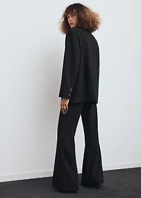 Suit blazer with flap pockets