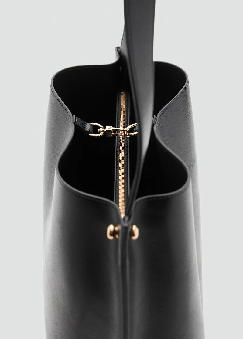 Bucket bag with metal details