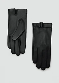 Leather gloves with buckle