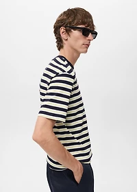 100% cotton regular-fit striped t-shirt