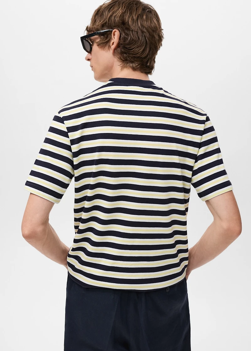 100% cotton regular-fit striped t-shirt