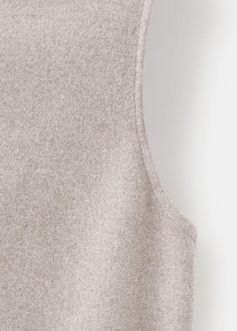 Turtleneck top with belt