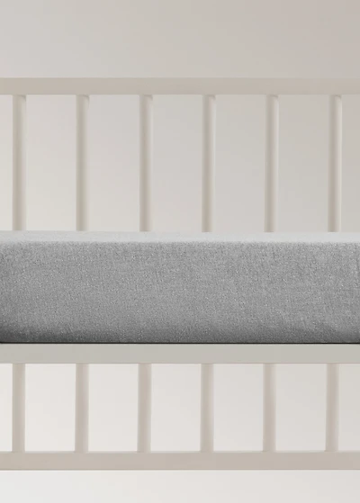 Melange-yarn fine-striped cotton fitted sheet for cot