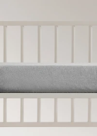 Melange-yarn fine-striped cotton fitted sheet for cot
