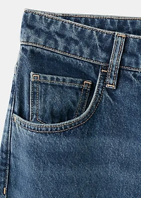 Low-rise flared jeans
