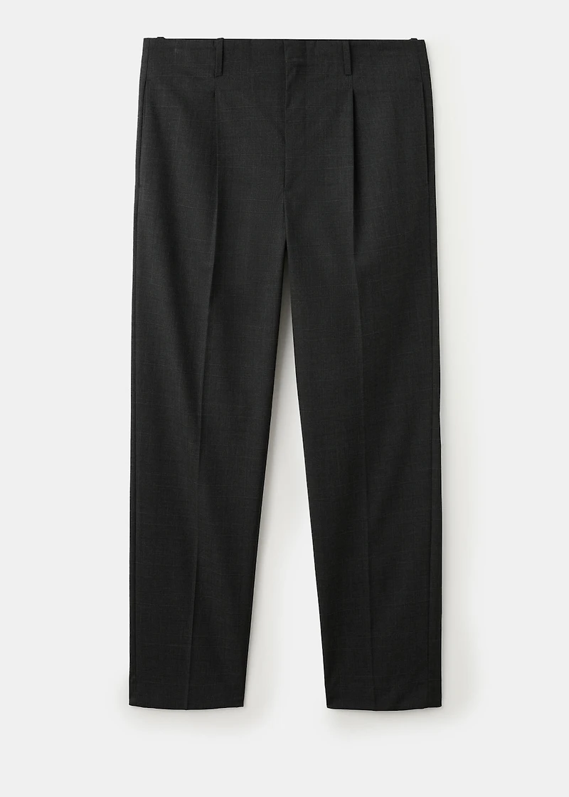 Relaxed-fit pleated pants