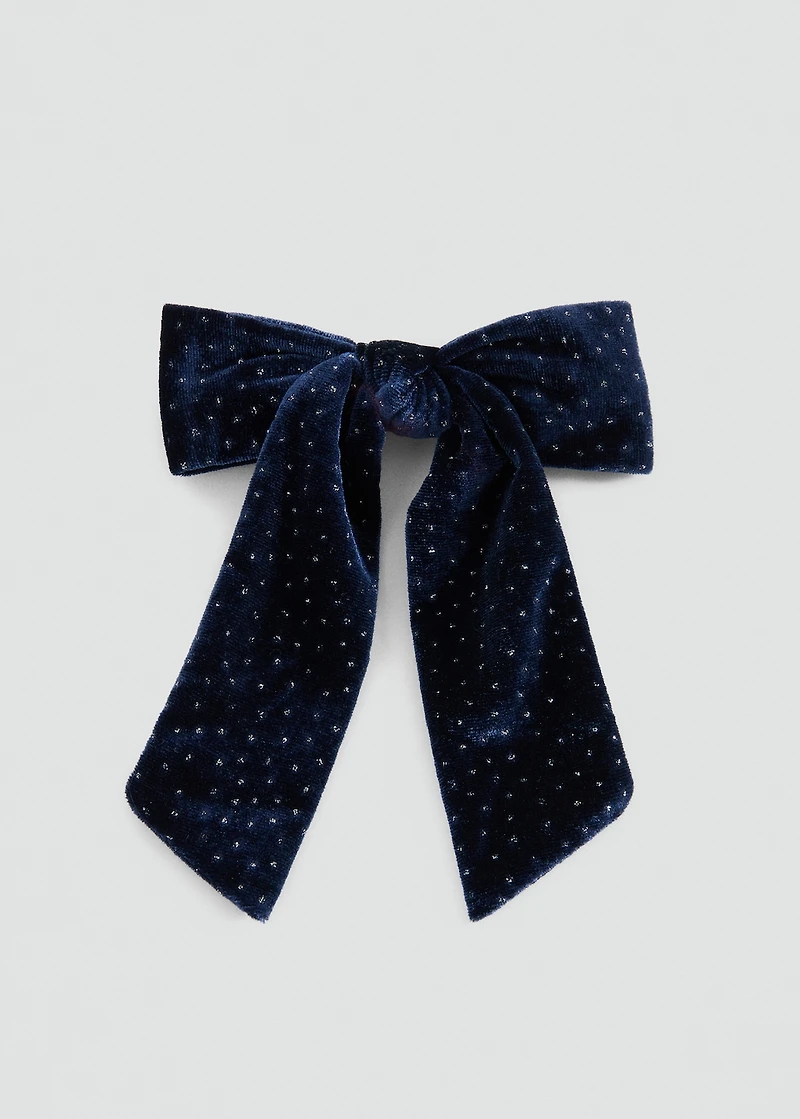 Velvet bow hairclip