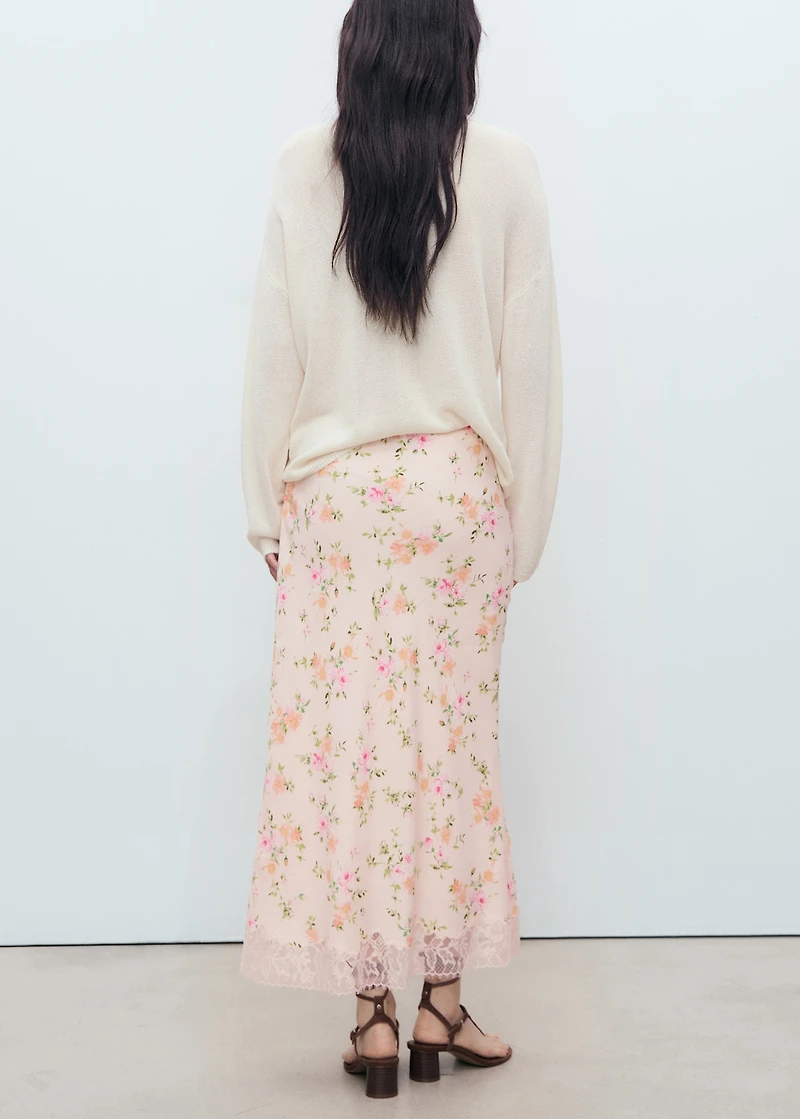 Floral skirt with lace detail