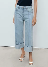 Wide-leg cropped jeans with rolled-up hem