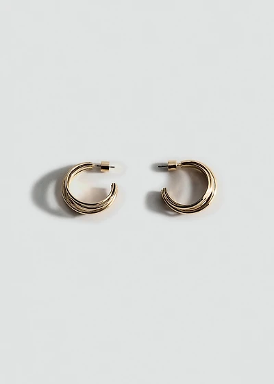 Intertwined hoop earrings