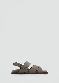 Crossed leather sandals with buckle