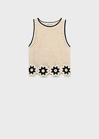 Crochet top with floral finishes