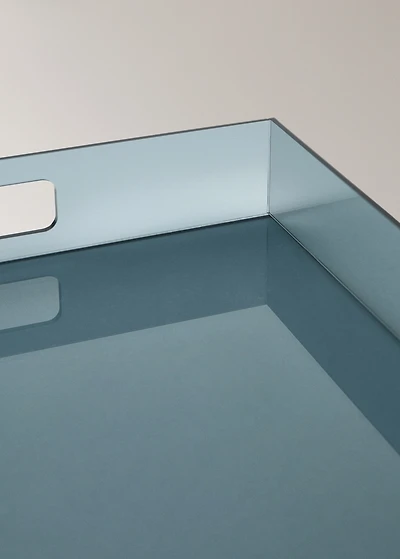 Medium rectangular acrylic tray