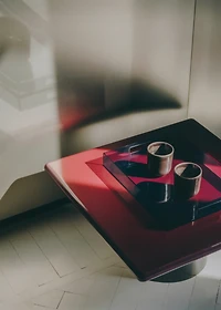 Medium rectangular acrylic tray