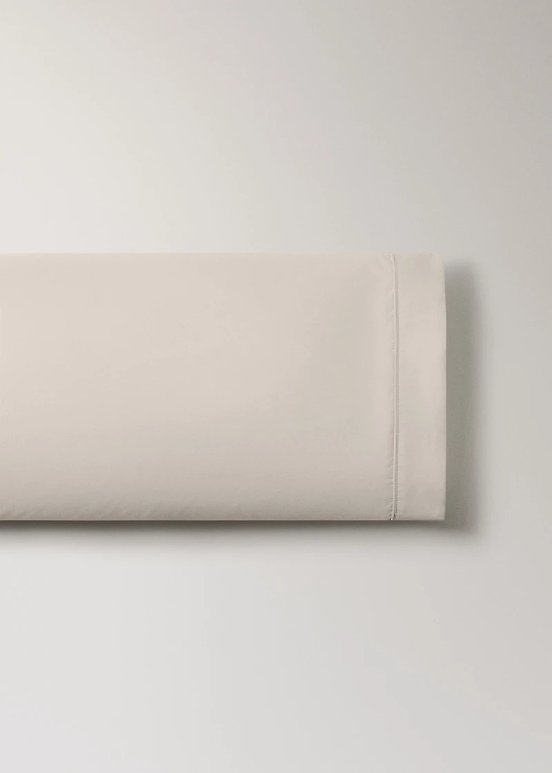 500-thread count cotton percale pillowcase with rounded piping detail 45x110 cm
