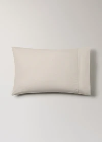Two 500-thread count cotton percale pillowcases with rounded piping detail 50x75 cm