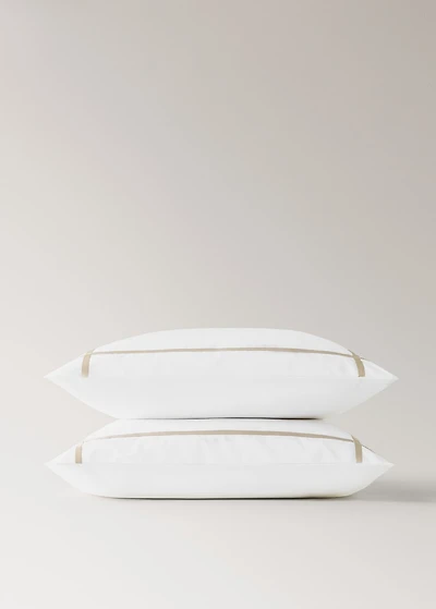 Two 200-thread count percale cotton pillowcases 60x60 cm