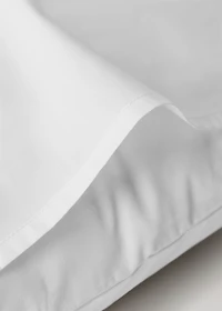 Two 200-thread count percale cotton pillowcases 60x60 cm