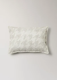 Houndstooth-print cushion cover