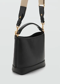 Small bucket bag