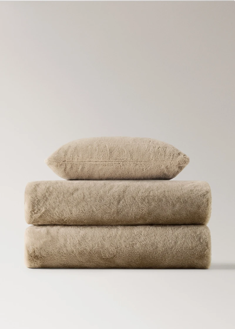 double-faced faux-fur blanket