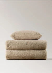 double-faced faux-fur blanket