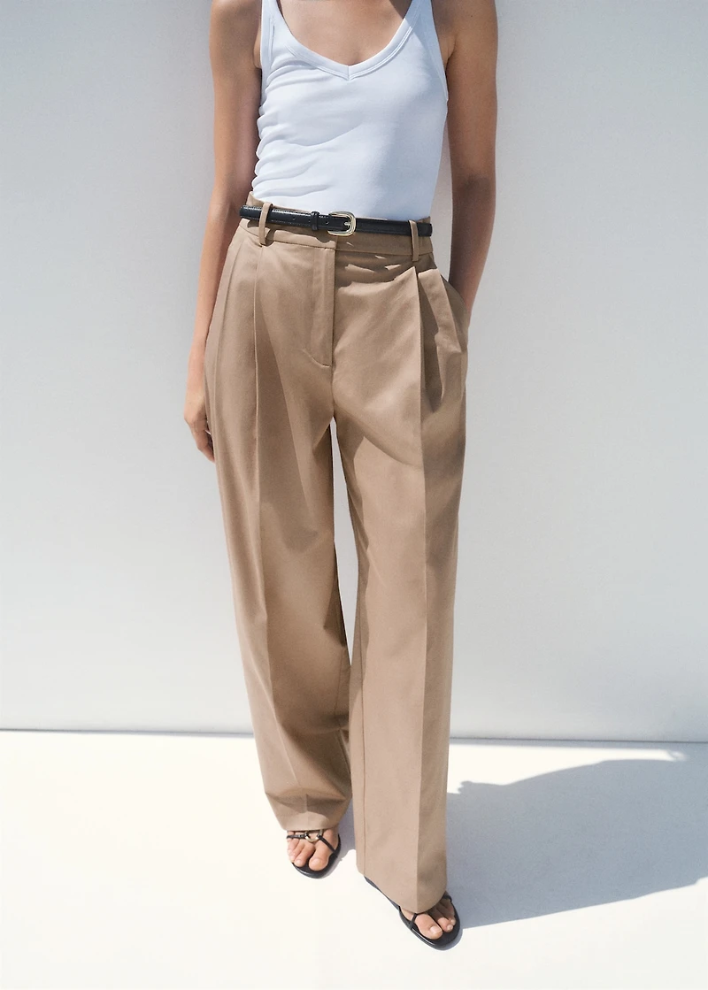 Straight cotton pants with pleats