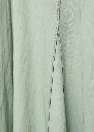 V-neck dress with stitching