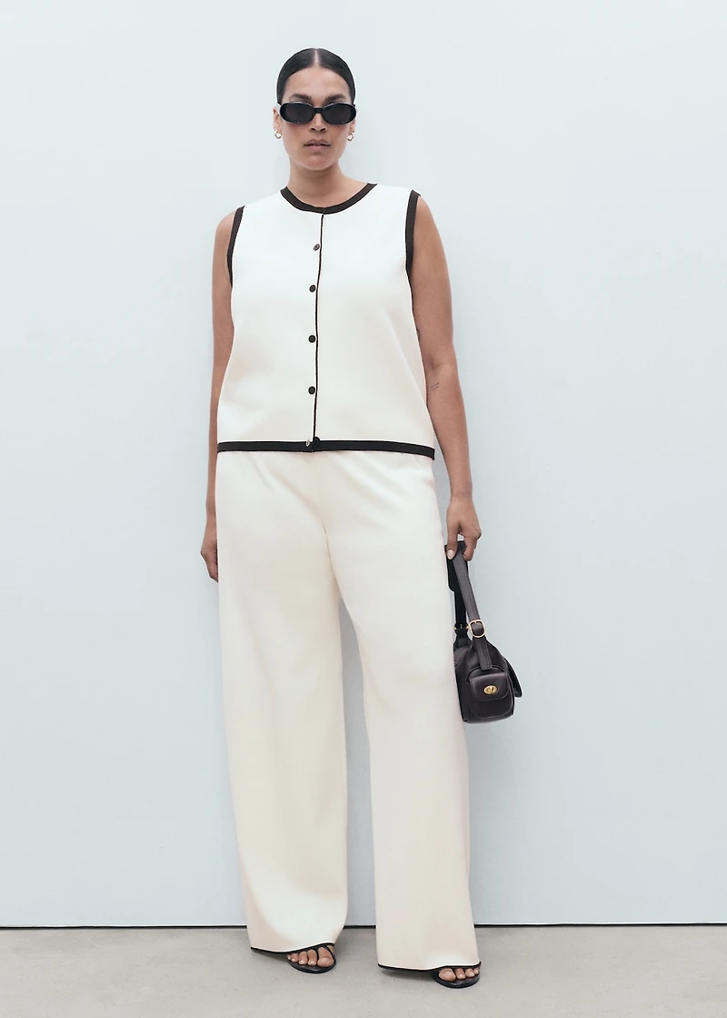 Knitted vest with contrast detail